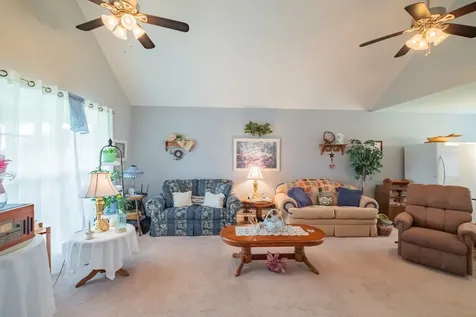 282 Flintville School Road Elora TN 37328