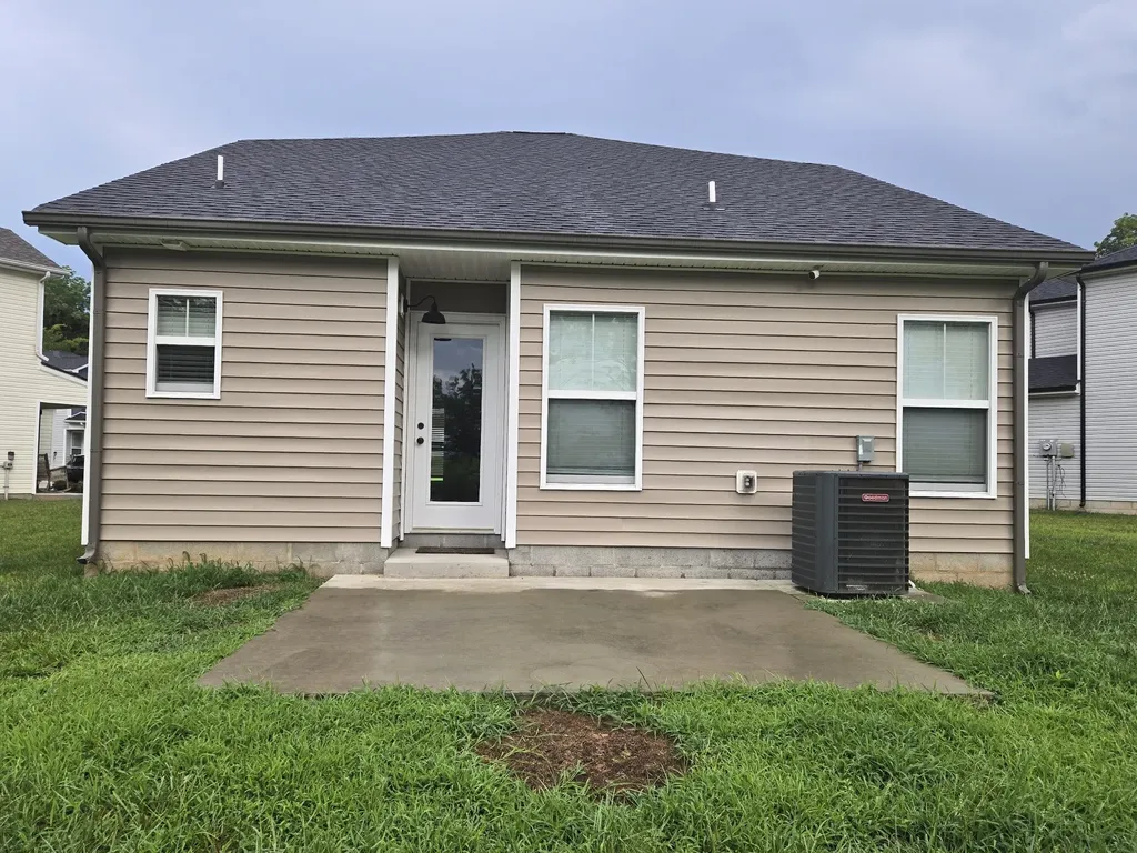 1176 Cottonwood Drive Clarksville TN 37040