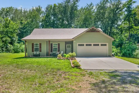 1691 Hugh Hunter Road Oak Grove KY 42262