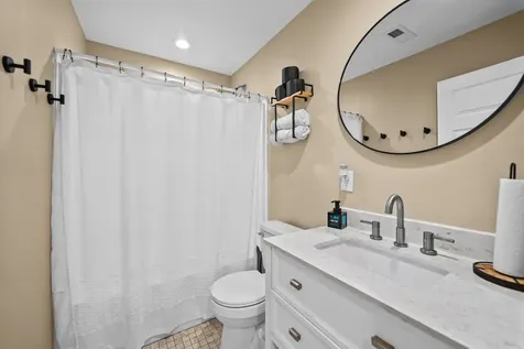 1691 Hugh Hunter Road Oak Grove KY 42262