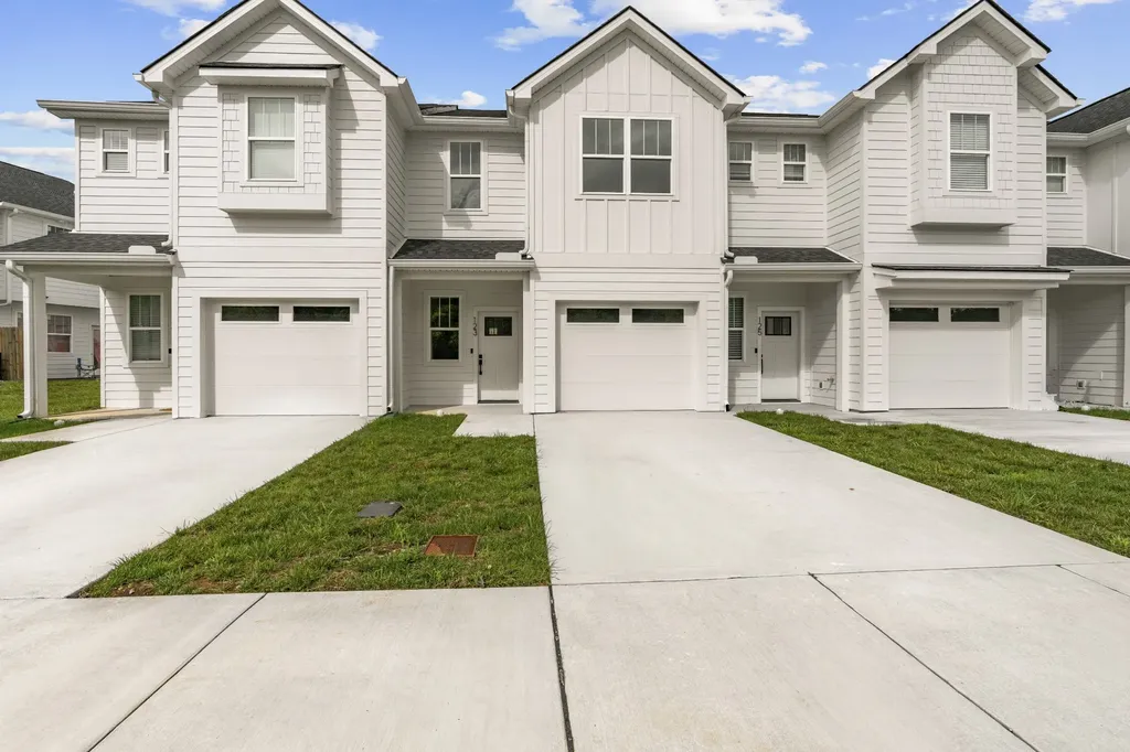 174 High Park Circle Lebanon TN 37090