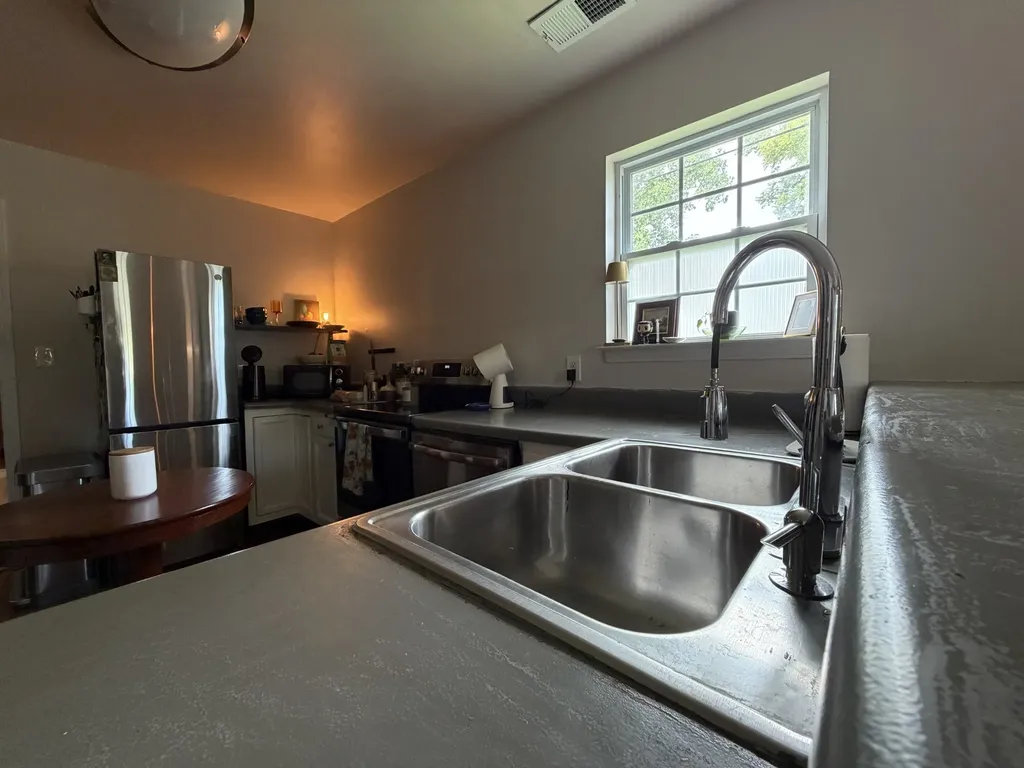 82 Elberta Street Nashville TN 37210
