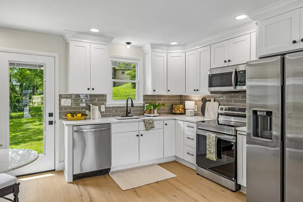 205 Glenrose Court Nashville TN 37210