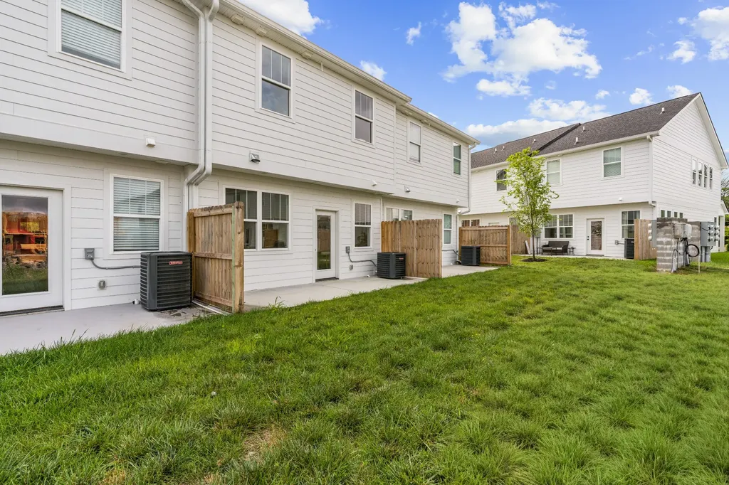 172 High Park Circle Lebanon TN 37090