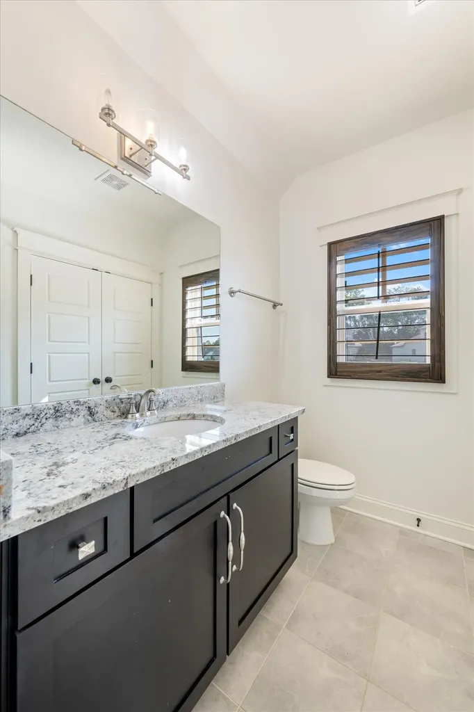 4174 Old Light Circle Arrington TN 37014