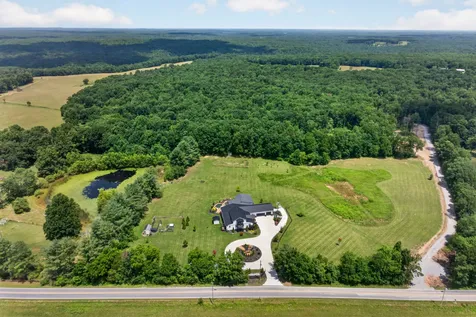 3358 Plateau Road Crossville TN 38571