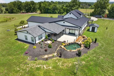 3358 Plateau Road Crossville TN 38571