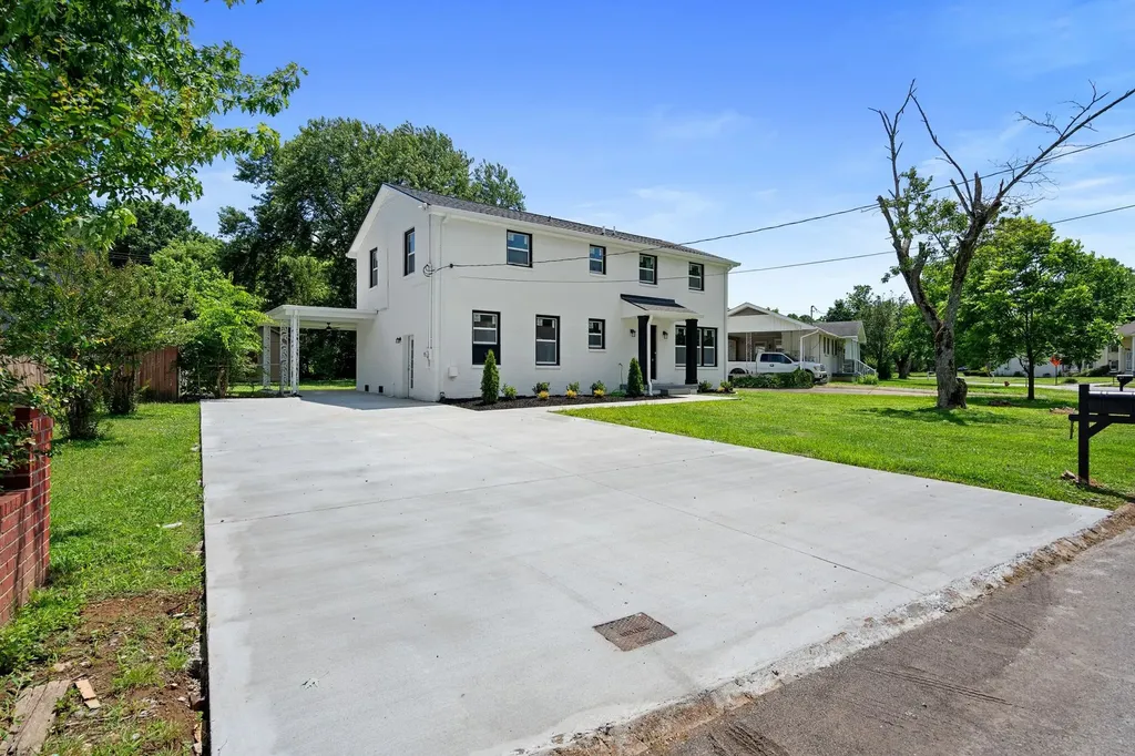 83 Benzing Road Antioch TN 37013
