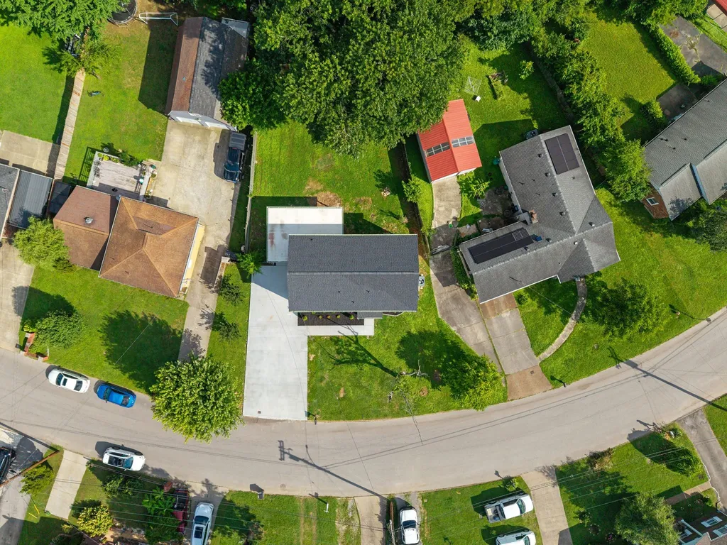 83 Benzing Road Antioch TN 37013