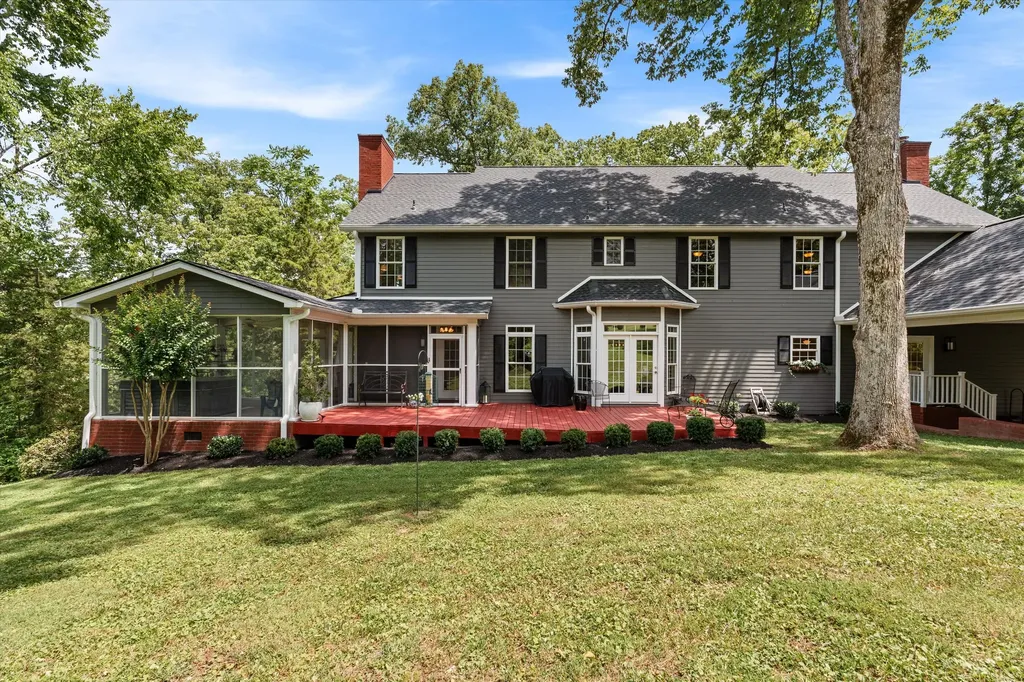 8487 Del Thomas Road Smyrna TN 37167