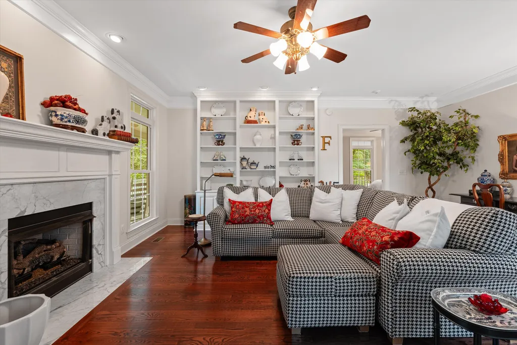 8487 Del Thomas Road Smyrna TN 37167