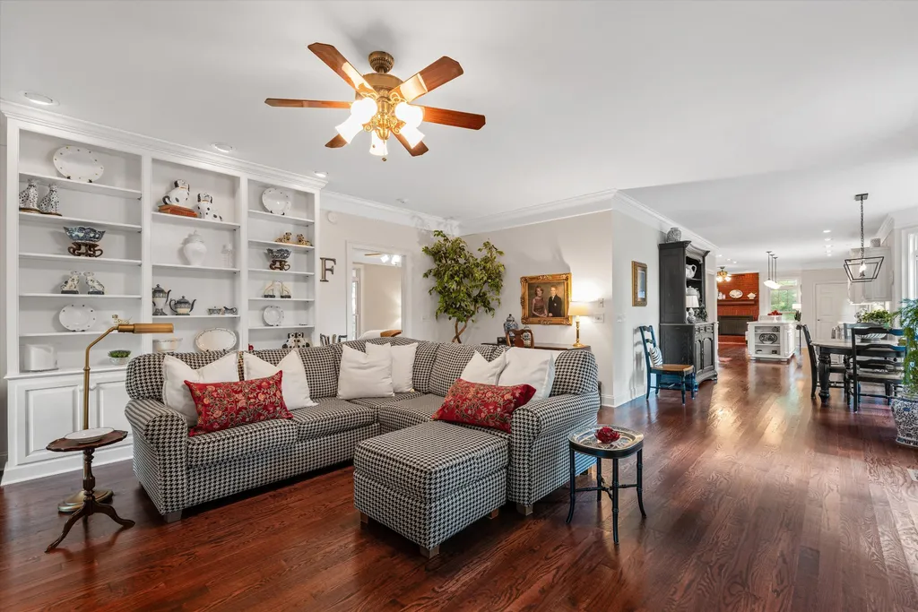 8487 Del Thomas Road Smyrna TN 37167