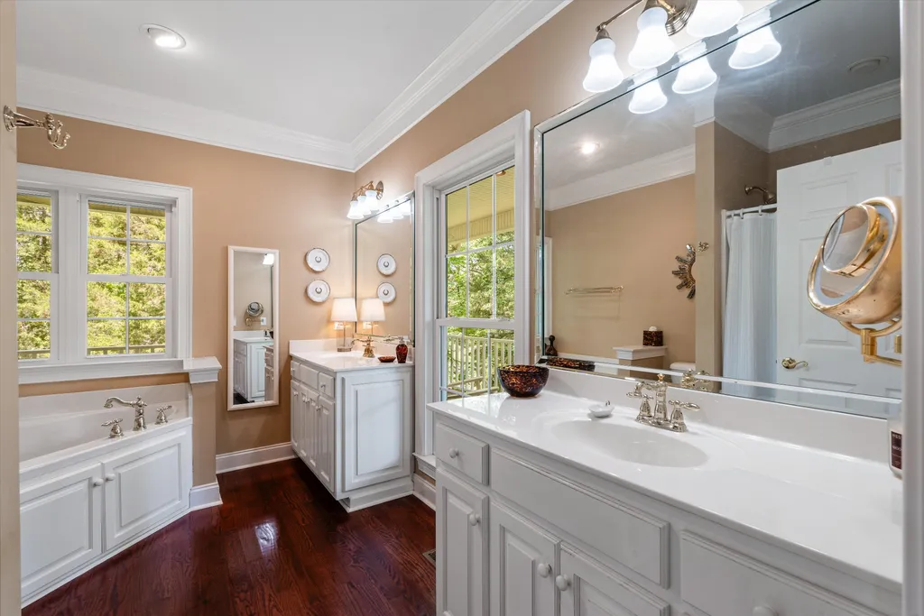 8487 Del Thomas Road Smyrna TN 37167