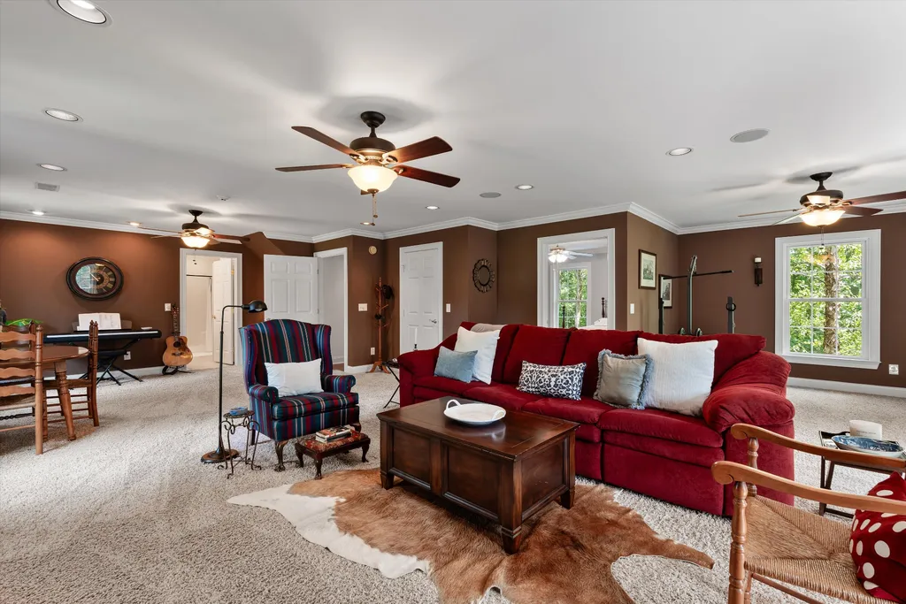 8487 Del Thomas Road Smyrna TN 37167