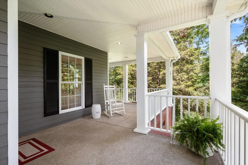 8487 Del Thomas Road Smyrna TN 37167