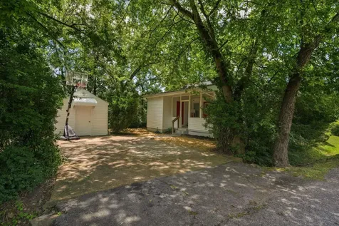 1400 Sunnyfield Lane Chattanooga TN 37412