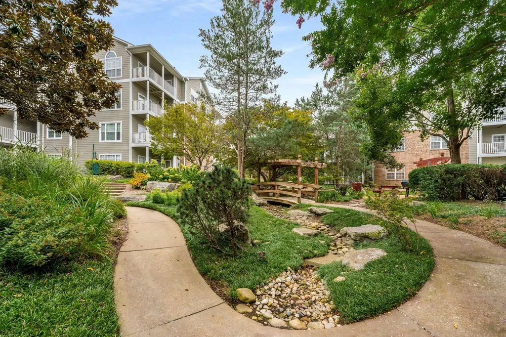 2025 Woodmont Boulevard Nashville TN 37215