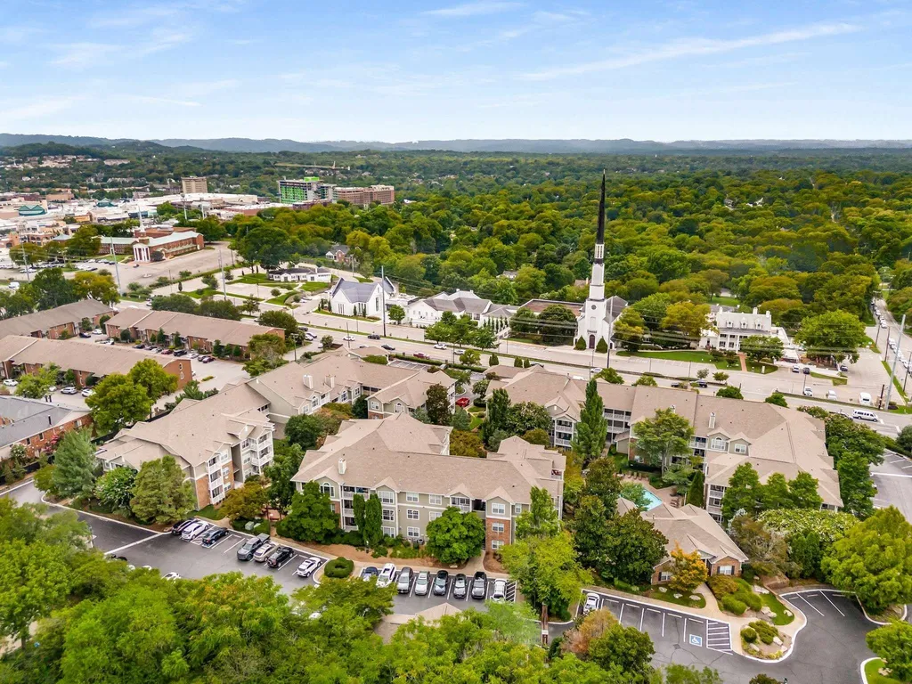 2025 Woodmont Boulevard Nashville TN 37215