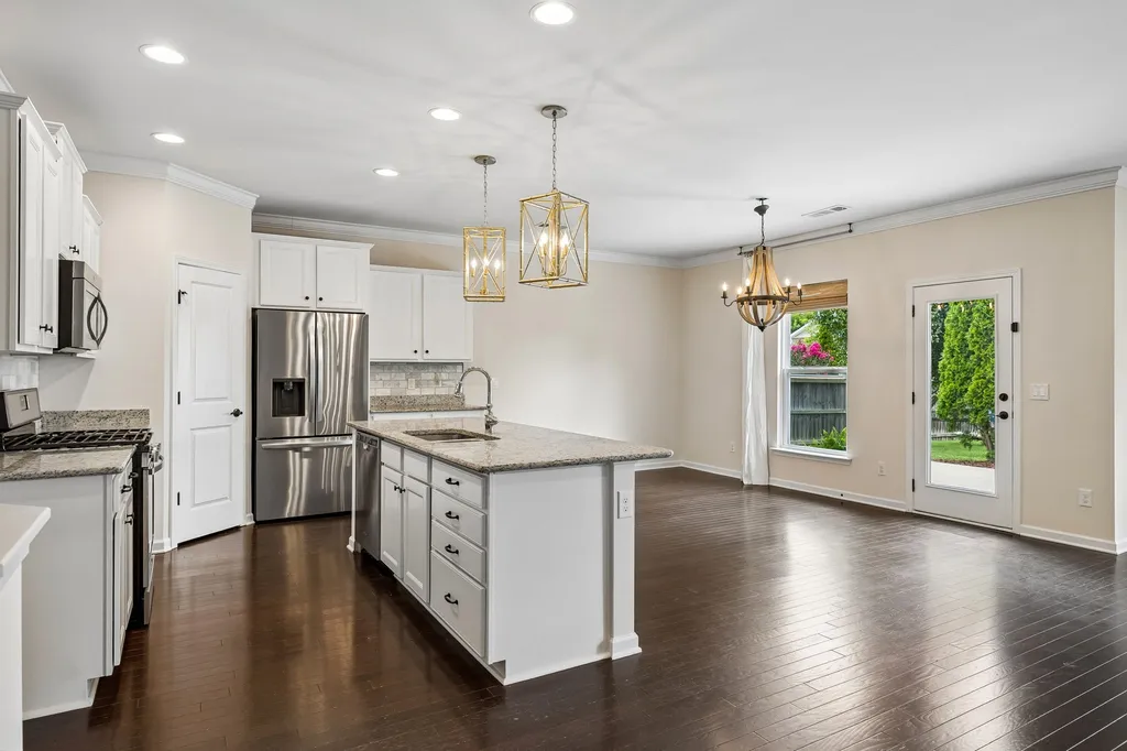 5008 Stately Drive Thompsons Station TN 37179