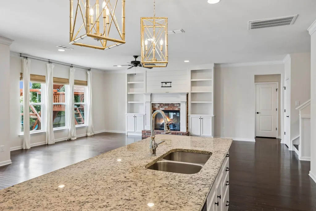 5008 Stately Drive Thompsons Station TN 37179
