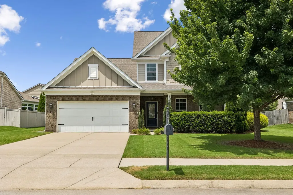 5008 Stately Drive Thompsons Station TN 37179