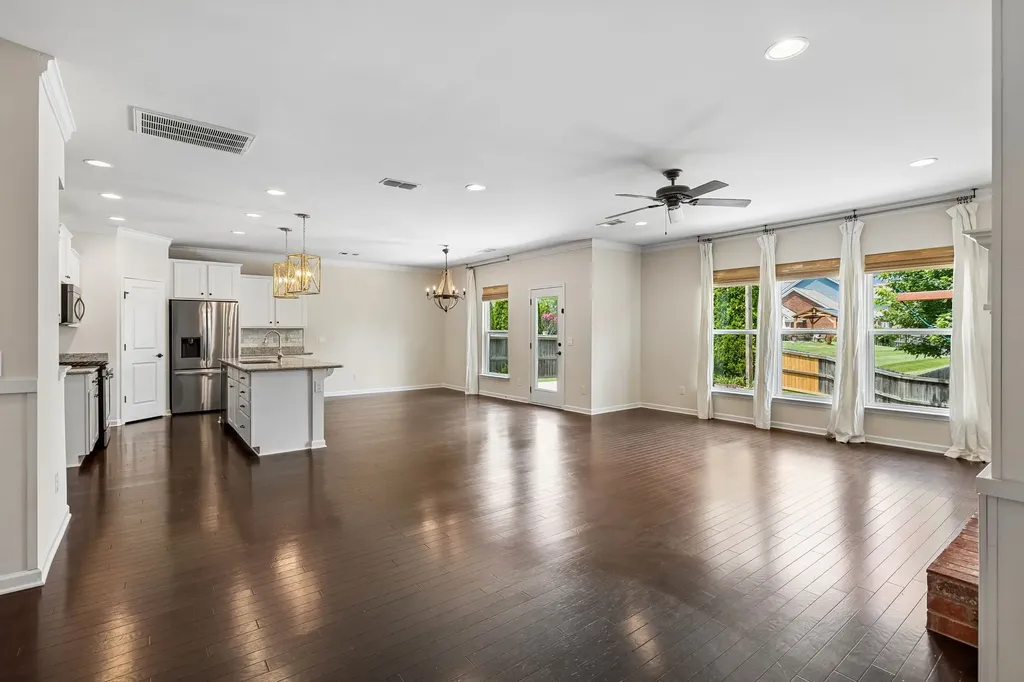 5008 Stately Drive Thompsons Station TN 37179