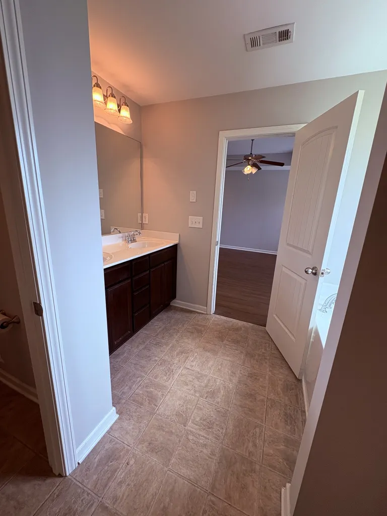 175 Saxony Way Gallatin TN 37066