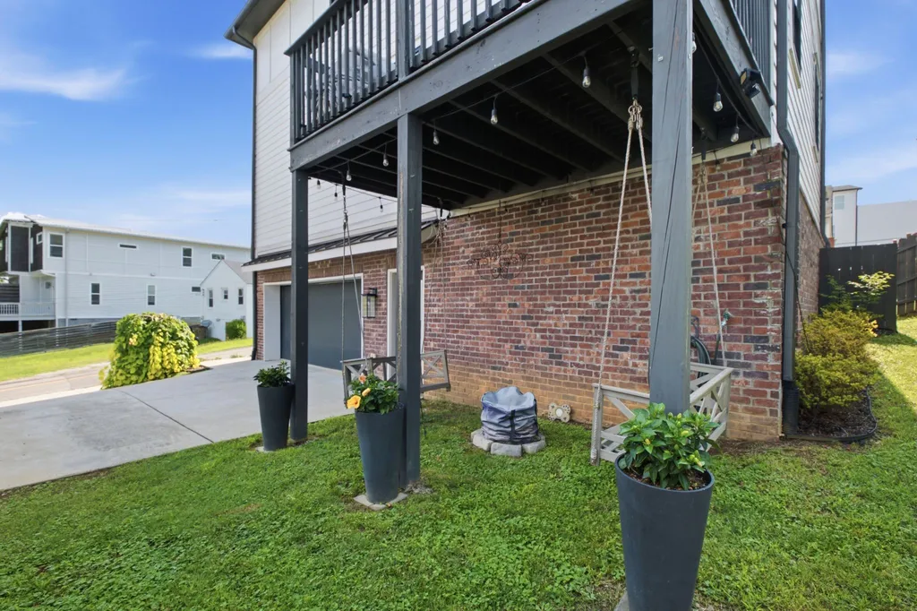 1520 Litton Avenue Nashville TN 37216