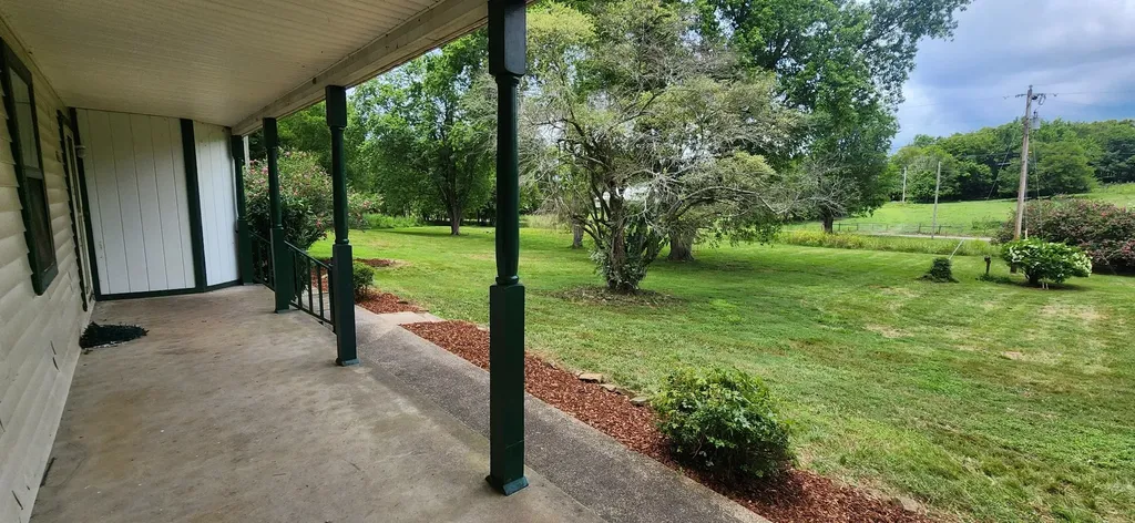 2877 Bryant Road Culleoka TN 38451
