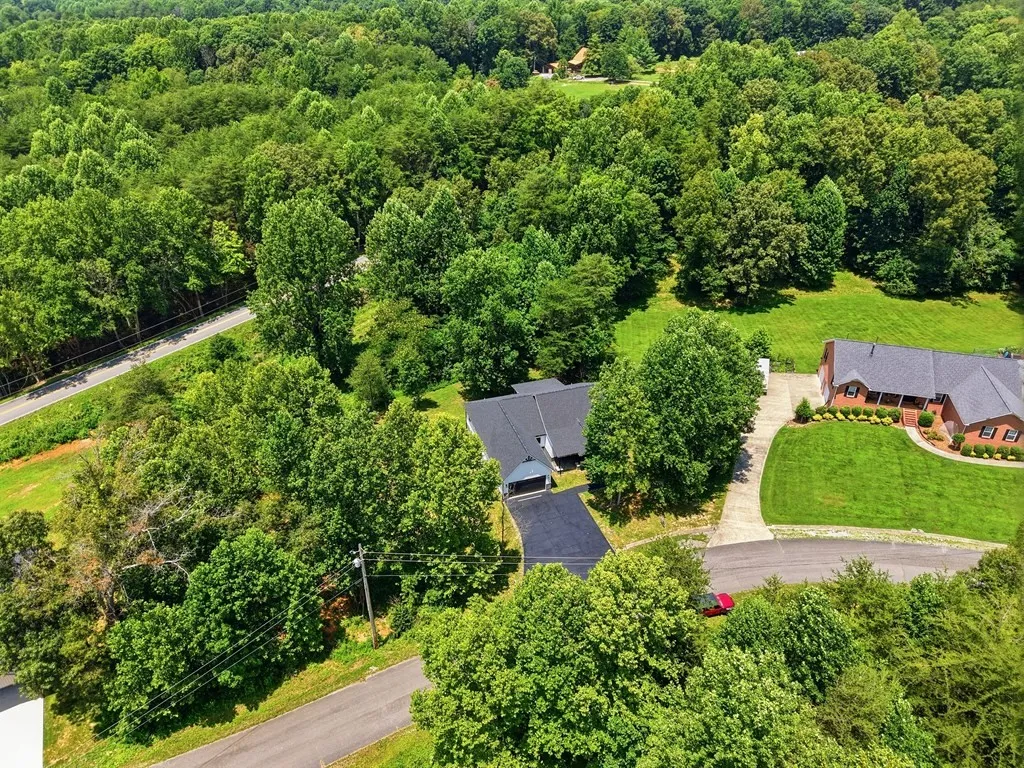 320 Christie Circle Cookeville TN 38501