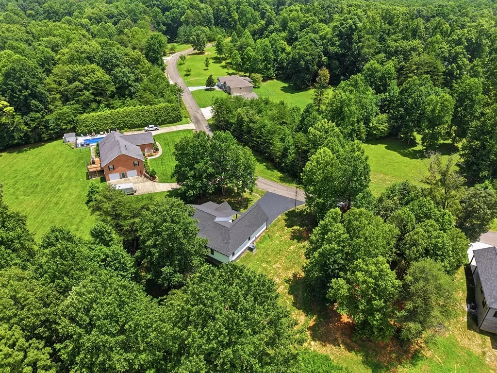 320 Christie Circle Cookeville TN 38501
