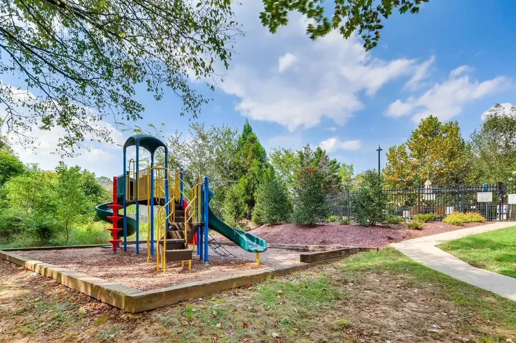 300 Colfax Drive Old Hickory TN 37138