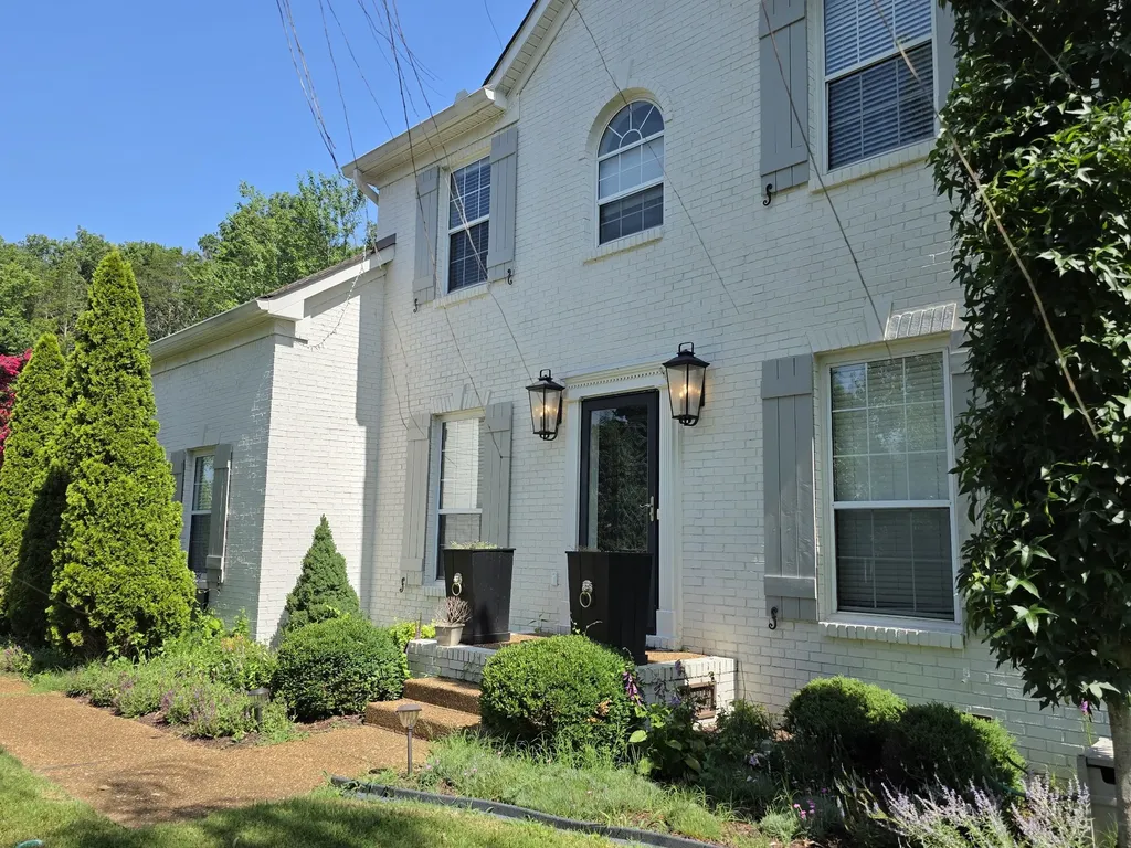300 Colfax Drive Old Hickory TN 37138
