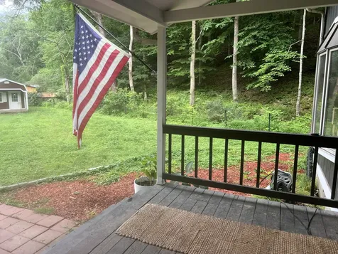 1051 Green Valley Drive Ashland City TN 37015