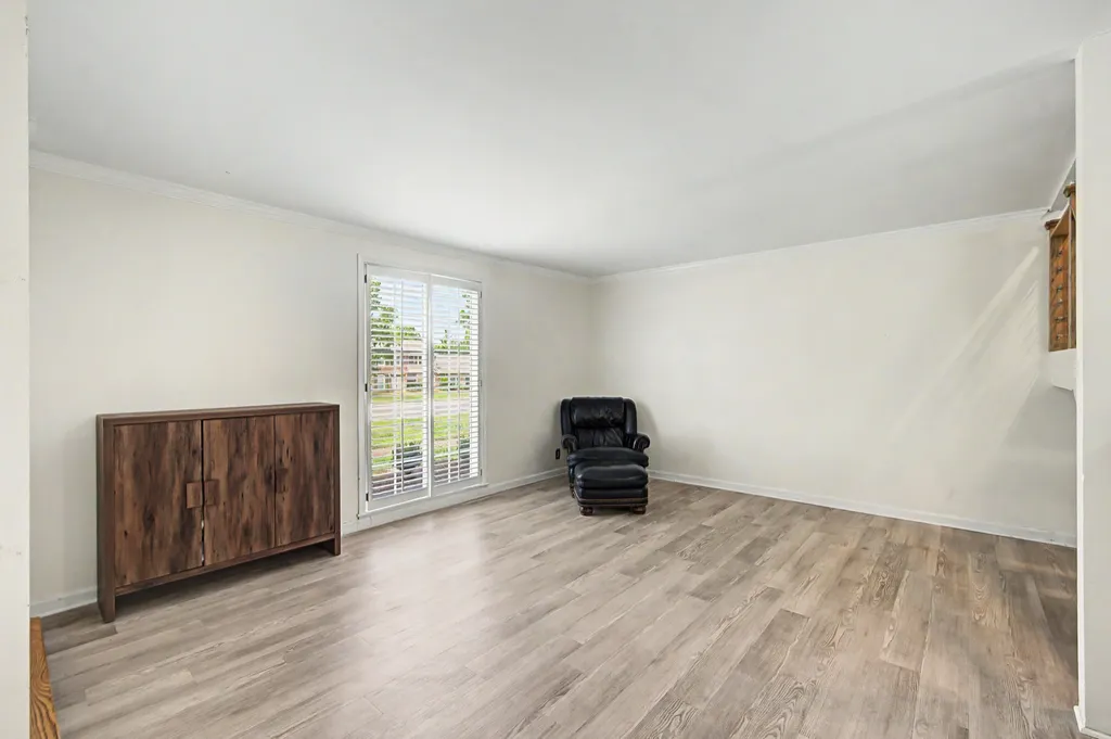 8300 Sawyer Brown Road Nashville TN 37221