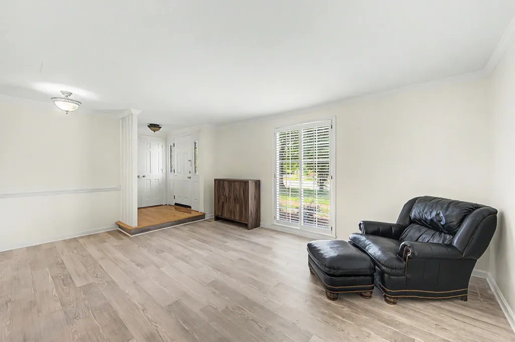 8300 Sawyer Brown Road Nashville TN 37221