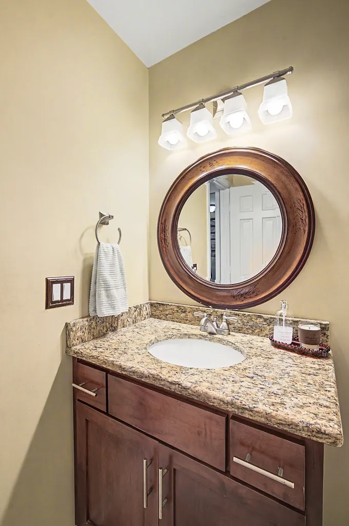 8300 Sawyer Brown Road Nashville TN 37221