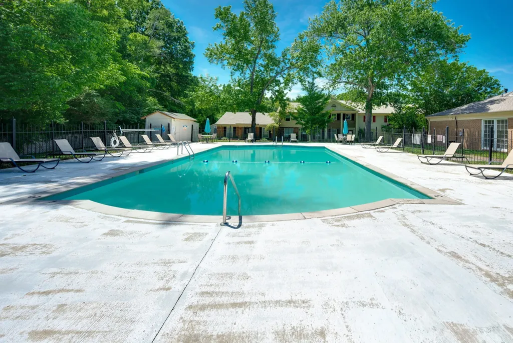 8300 Sawyer Brown Road Nashville TN 37221