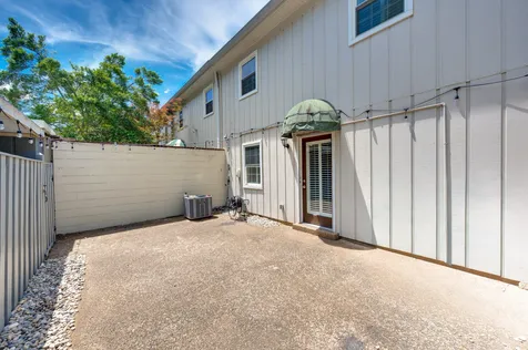 8300 Sawyer Brown Road Nashville TN 37221