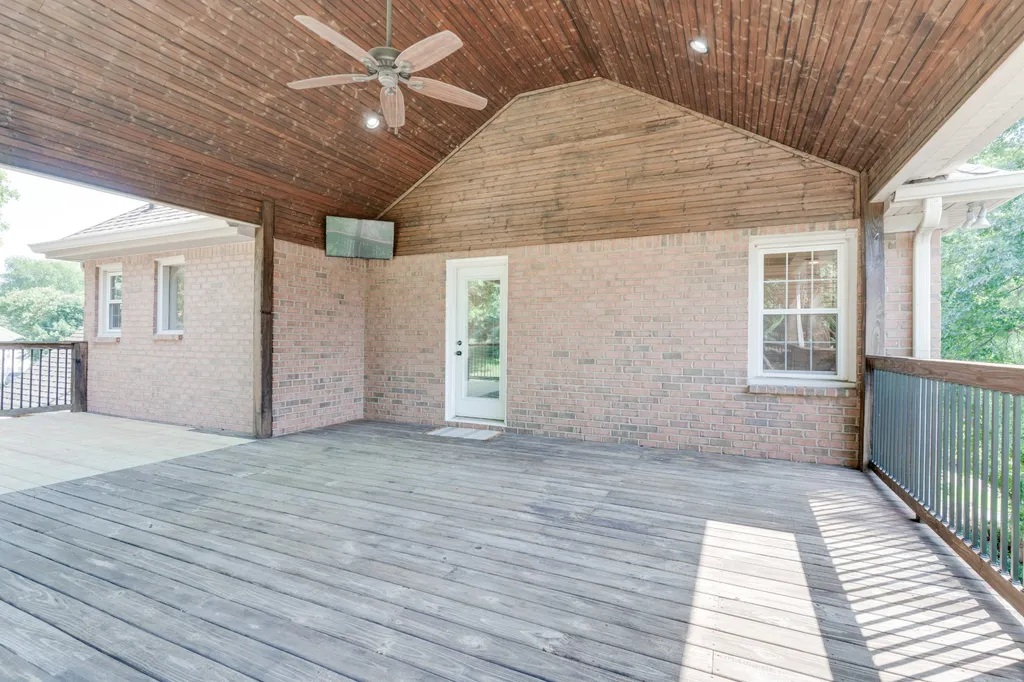 136 Ballentrae Drive Hendersonville TN 37075