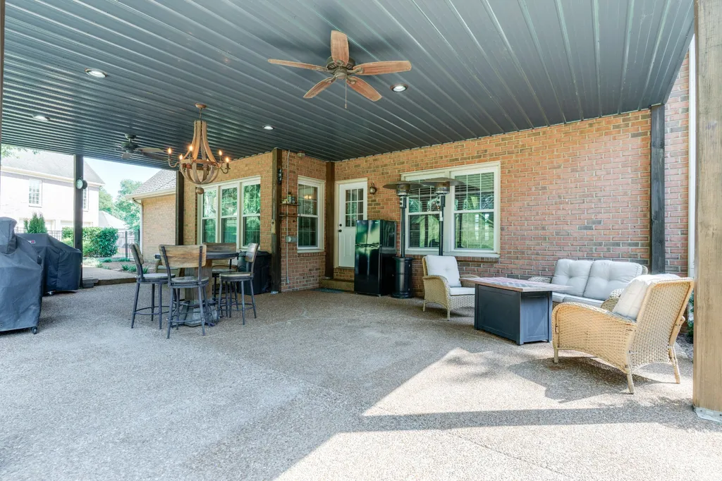 136 Ballentrae Drive Hendersonville TN 37075