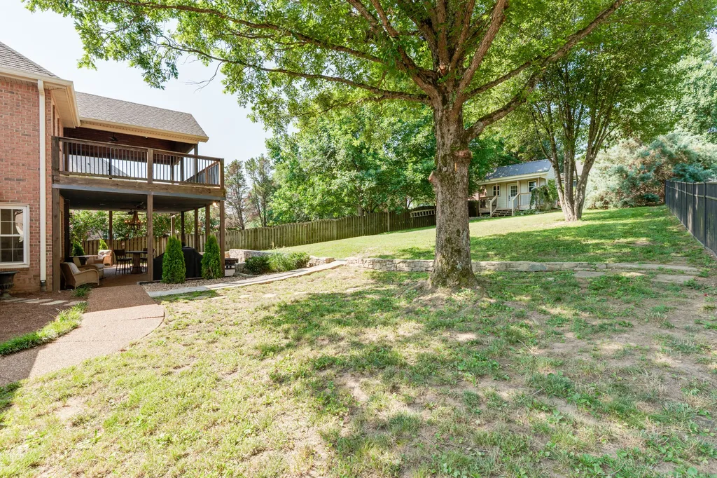 136 Ballentrae Drive Hendersonville TN 37075