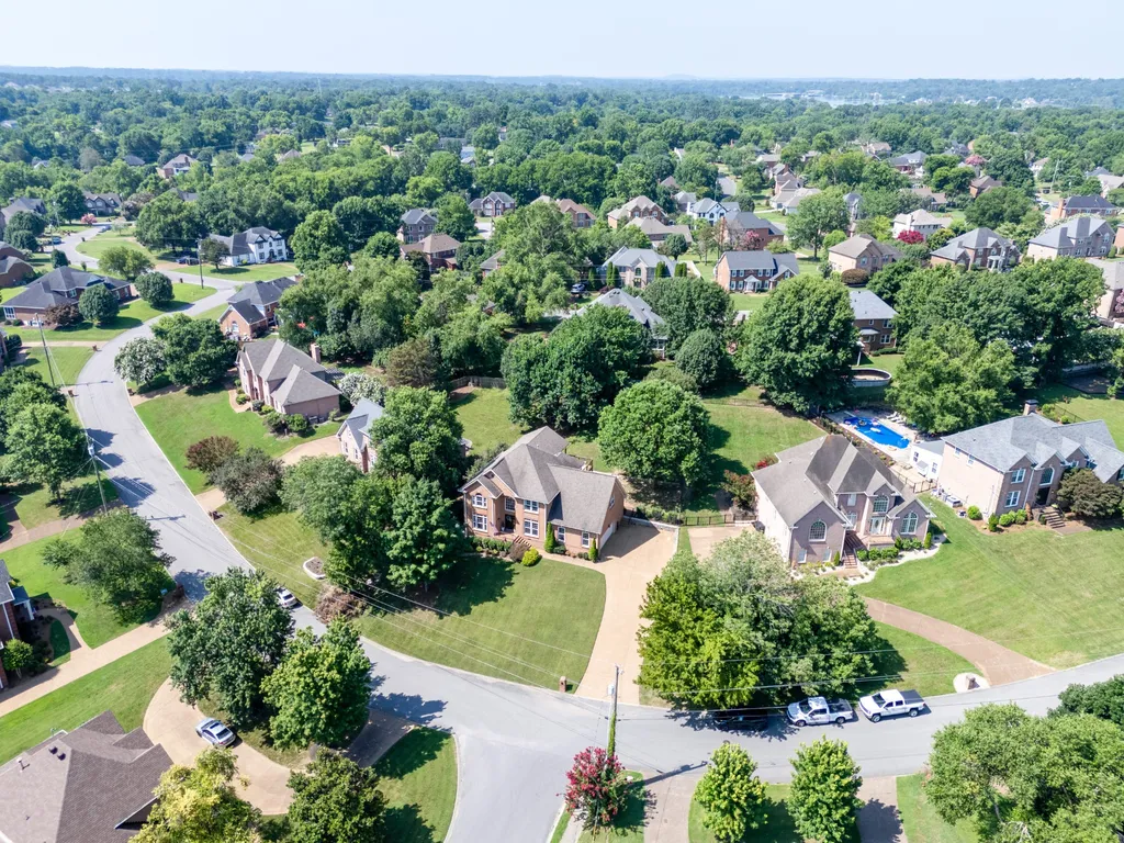 136 Ballentrae Drive Hendersonville TN 37075