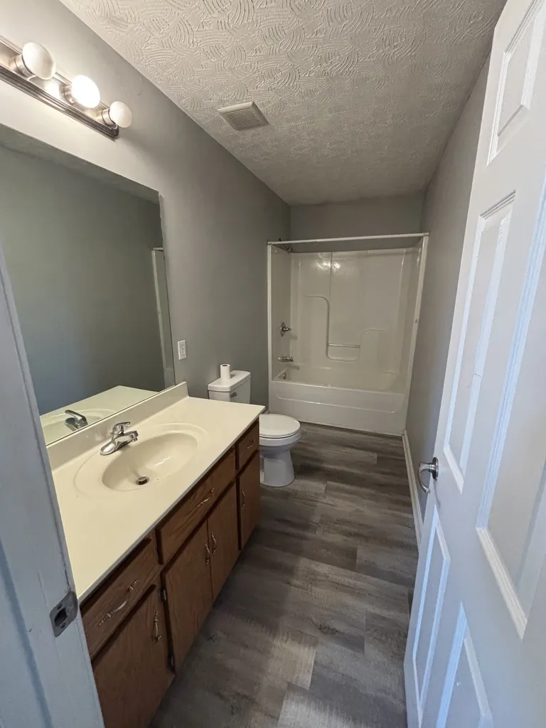 84 Kristen Drive Lafayette TN 37083