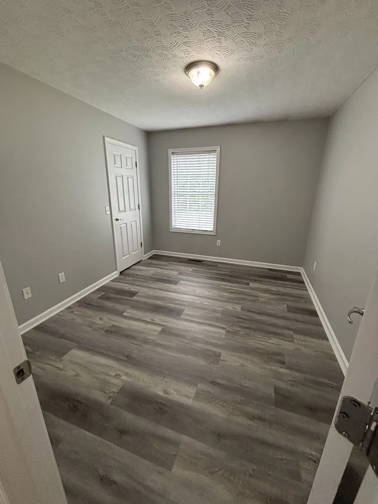 84 Kristen Drive Lafayette TN 37083