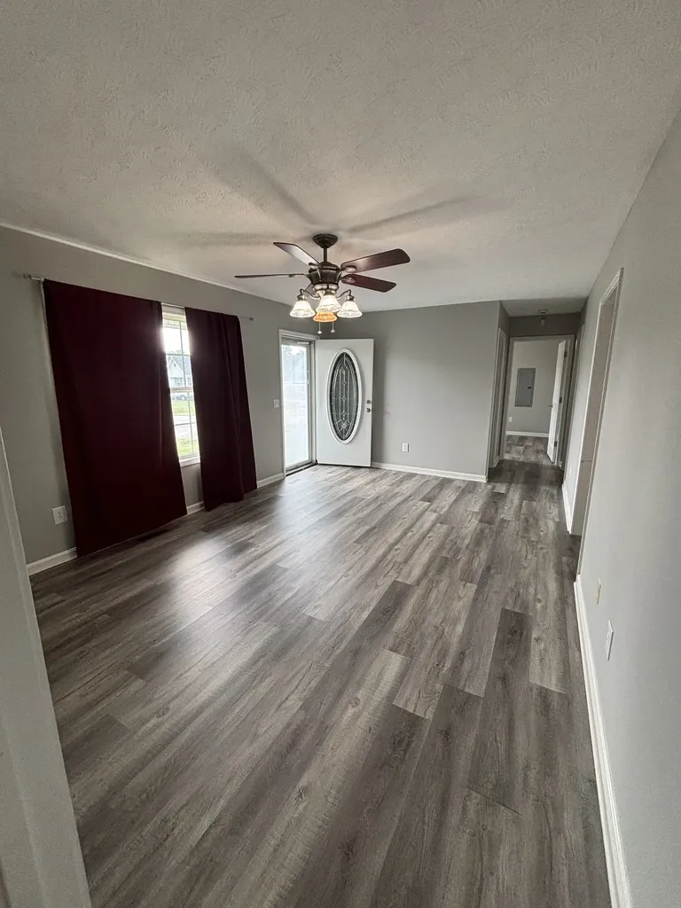 84 Kristen Drive Lafayette TN 37083