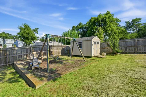 1610 Riverside Drive Nashville TN 37216