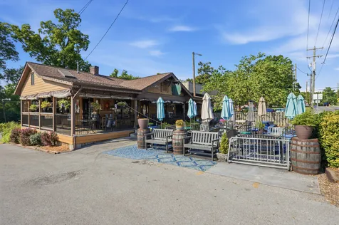 1610 Riverside Drive Nashville TN 37216