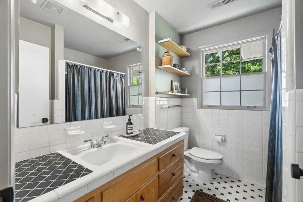 154 Lake Park Drive Nashville TN 37211