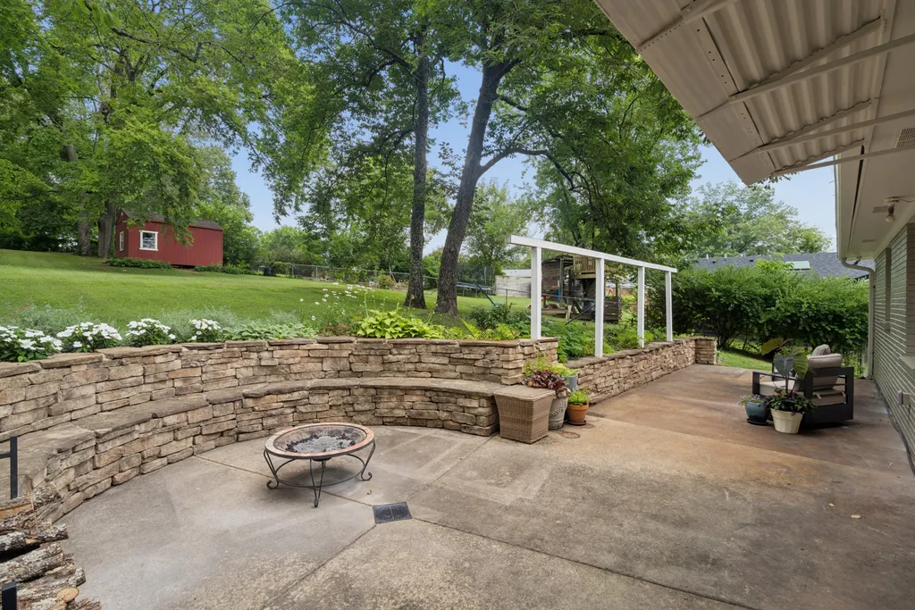 154 Lake Park Drive Nashville TN 37211